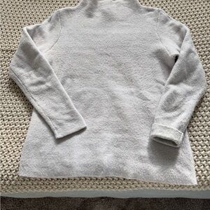 Lole Cream Textured Turtleneck Sweater